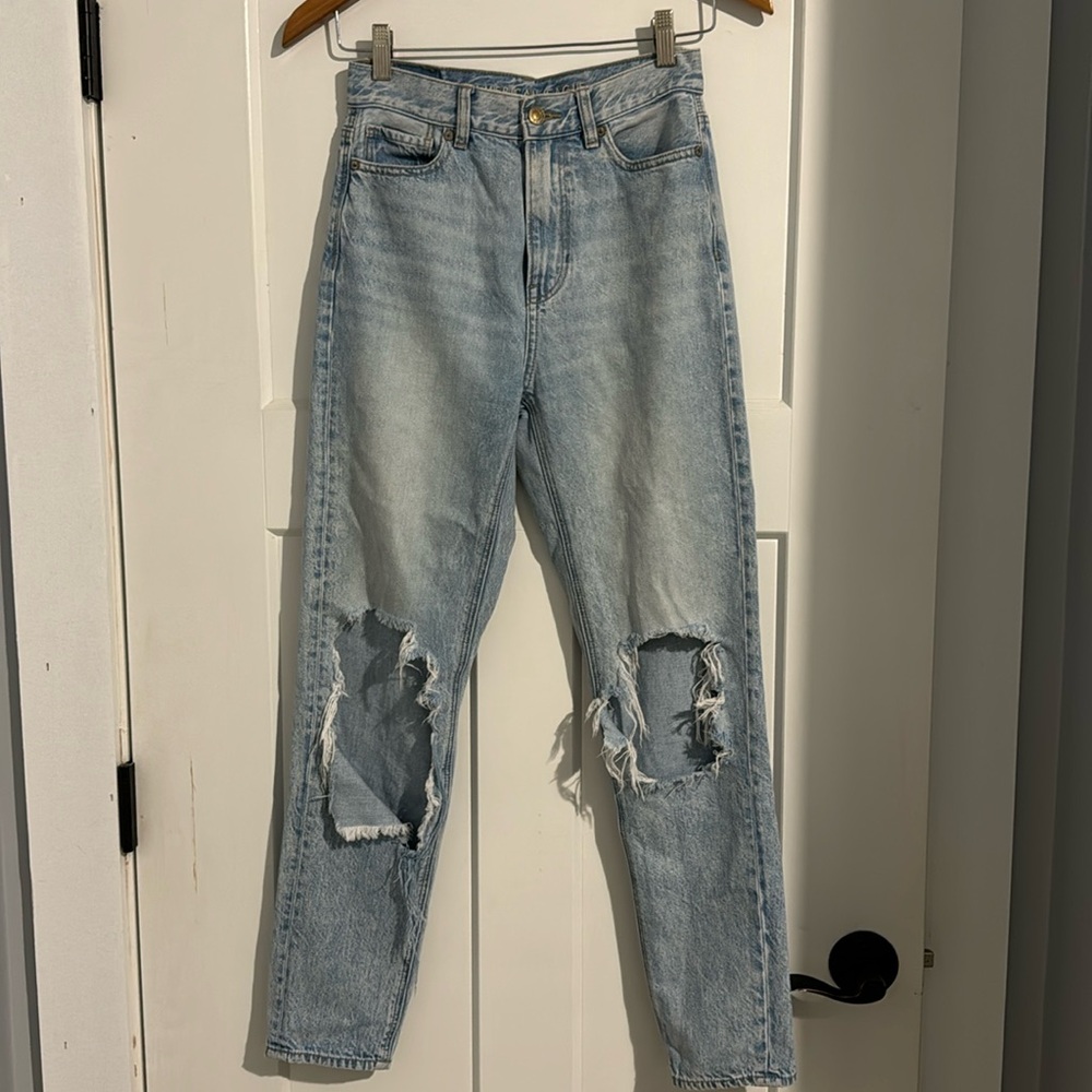 American Eagle Ripped Mom Jeans